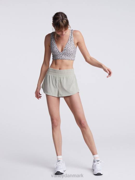 kallin løber kort 15\ Varley Kvinder L460289 beklædning mosegrå