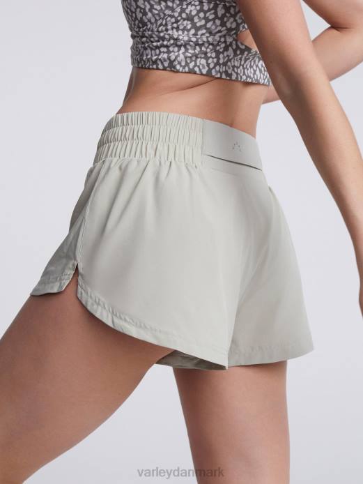 kallin løber kort 15\ Varley Kvinder L460289 beklædning mosegrå